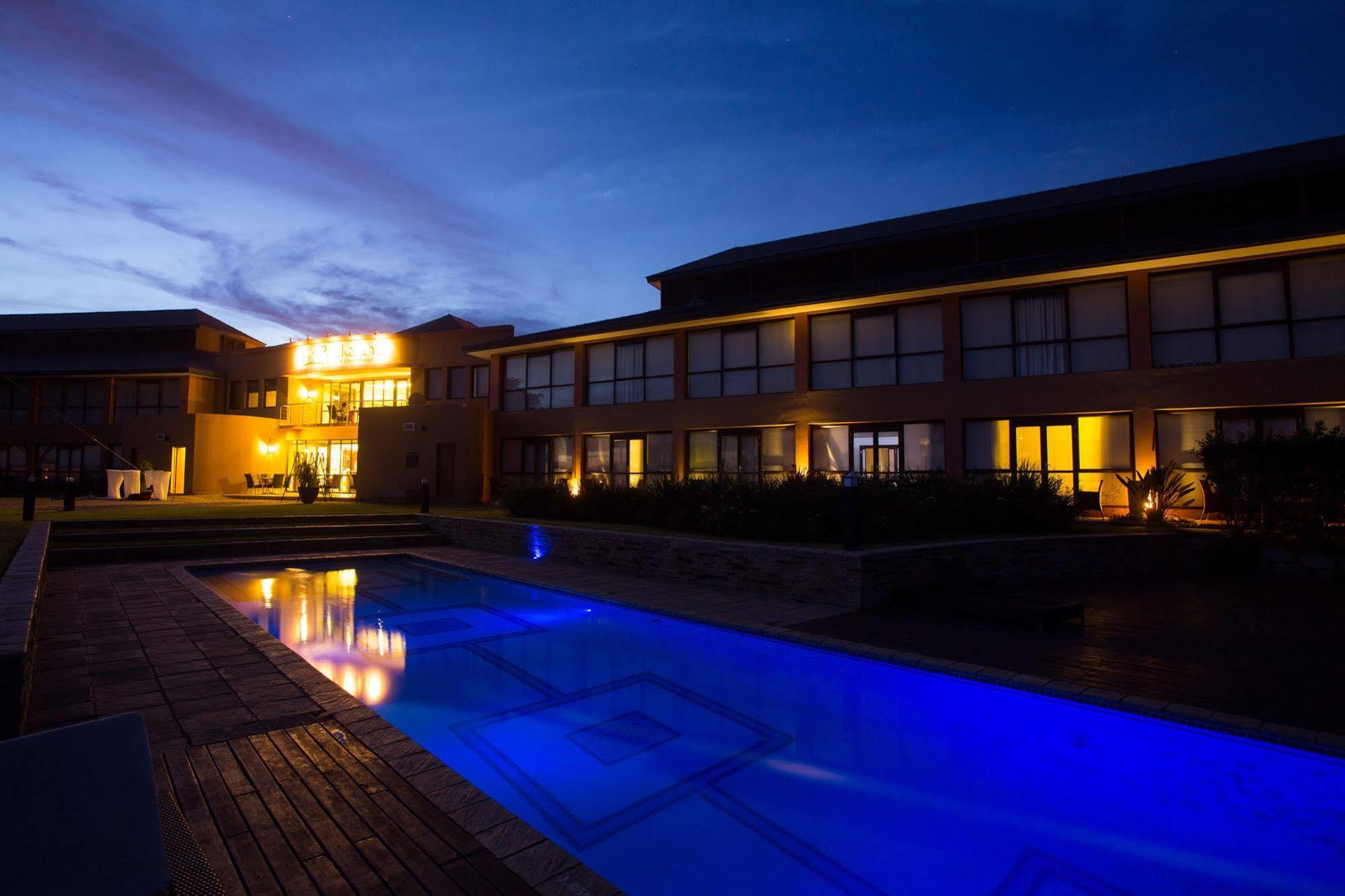 גאבורון Phakalane Golf Estate Hotel Resort מראה חיצוני תמונה